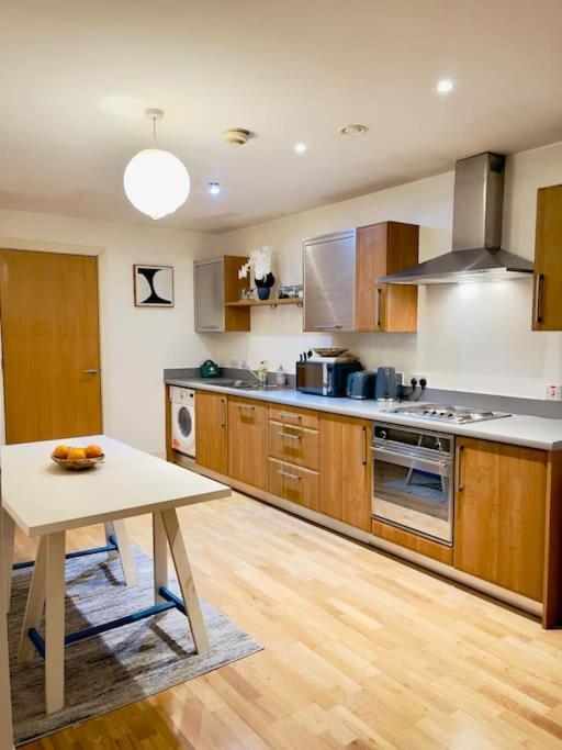 Beautiful Central Open Plan Living! Manchester Dış mekan fotoğraf