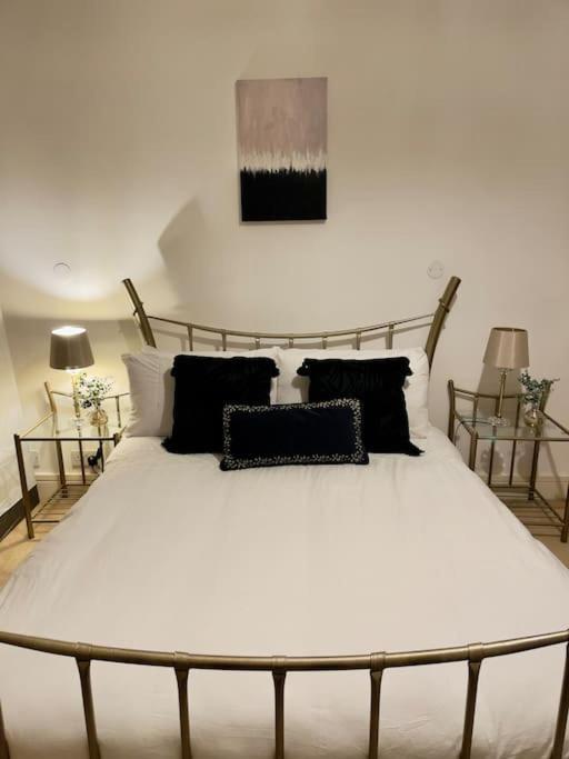 Beautiful Central Open Plan Living! Manchester Dış mekan fotoğraf