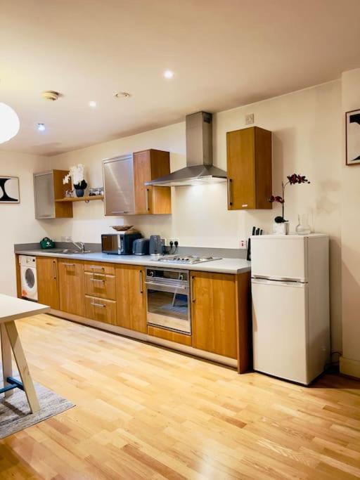 Beautiful Central Open Plan Living! Manchester Dış mekan fotoğraf